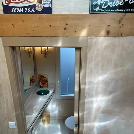 La Petite Sirene Apartment *