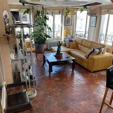 La Petite Sirene Apartment *