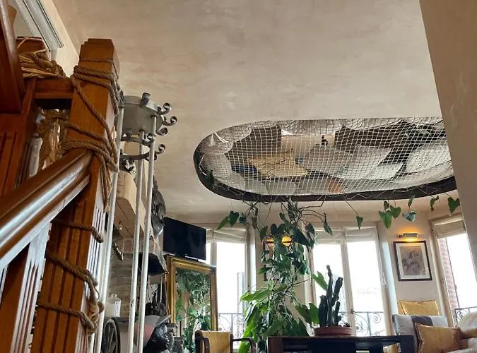 La Petite Sirene Trouville-sur-Mer